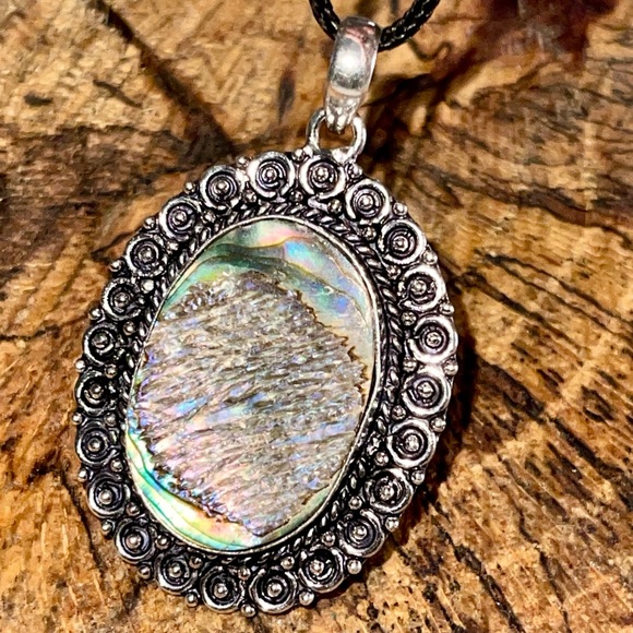 Abalone Shell Pendant 2 1/4” - Picture 8 of 11